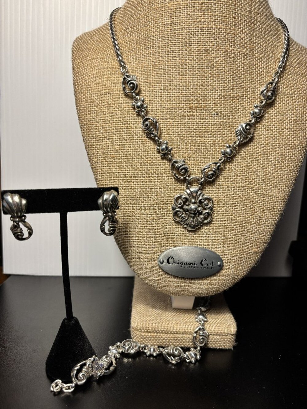 Brighton Silver Tone Scrollwork Necklace Bracelet Earrings 3 Piece Set